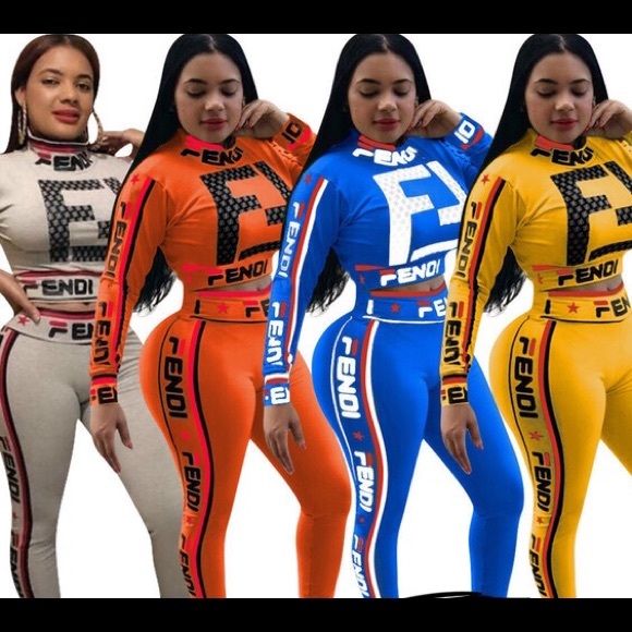 Women clothing - Picture 1 of 8